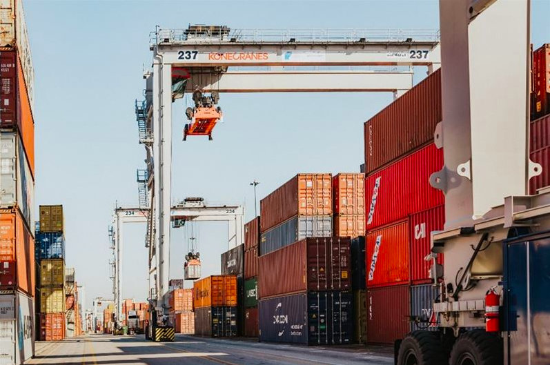 GEORGIA PORTS AUTHORITY ORDERS 55 HYBRID KONECRANES RTGS